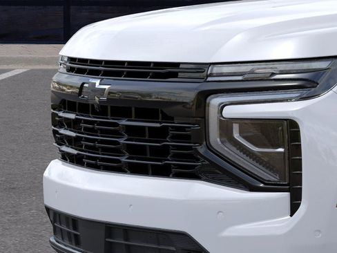 New 2026 Chevrolet Suburban RST AWD/4WD image 13