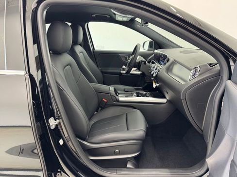 New 2025 Mercedes-Benz GLA 250 image 17