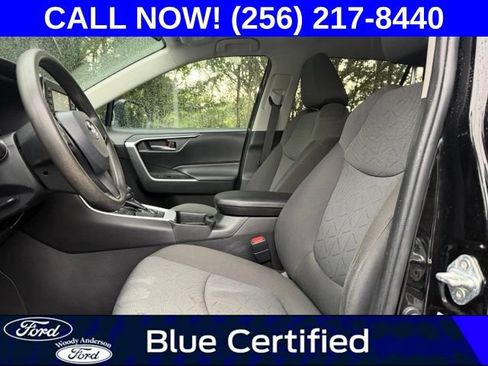 Used 2021 Toyota RAV4 XLE FWD image 16