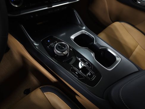 Certified 2023 Lexus RZ 450e Premium w/ Technology Package AWD/4WD image 32