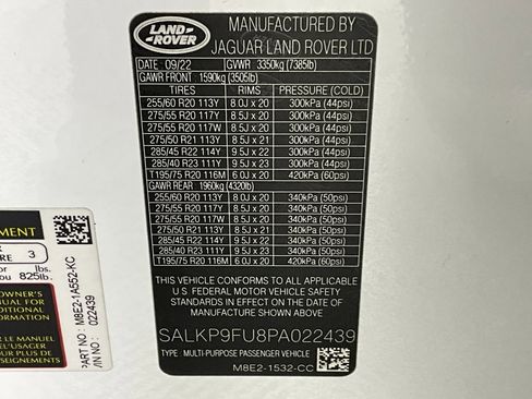 Certified 2023 Land Rover Range Rover SE image 30