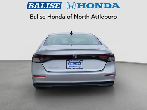 Used 2025 Honda Accord SE image 7