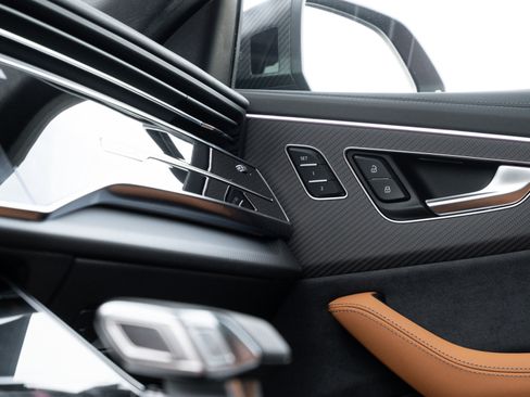 New 2026 Audi RS Q8 performance image 16