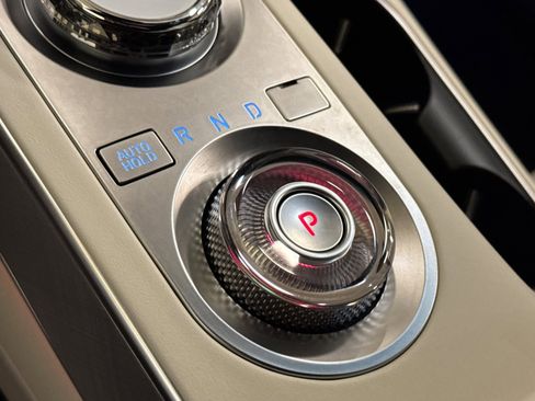 New 2025 Genesis Electrified GV70 Advanced image 24