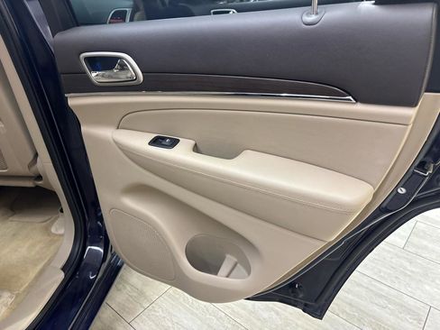 Used 2016 Jeep Grand Cherokee Overland RWD image 20