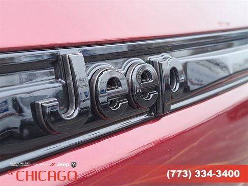 New 2025 Jeep Grand Cherokee Limited image 6