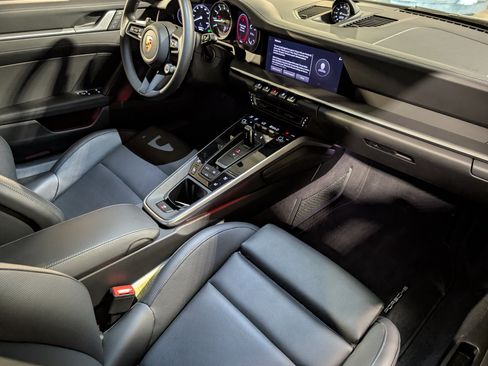 Certified 2024 Porsche 911 Carrera 4S AWD/4WD image 27