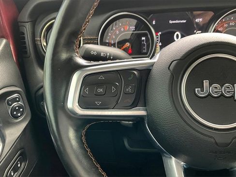 Used 2021 Jeep Gladiator Overland image 18