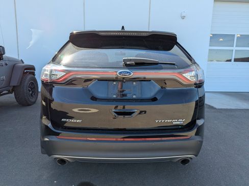 Used 2018 Ford Edge Titanium AWD/4WD image 5