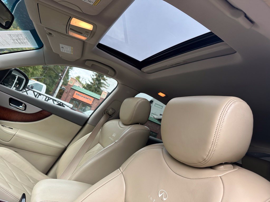 Used 2012 INFINITI FX35 AWD w/ Premium Pkg image 13