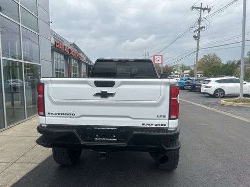 Used 2025 Chevrolet Silverado 2500 LTZ w/ Trail Boss Package image 15
