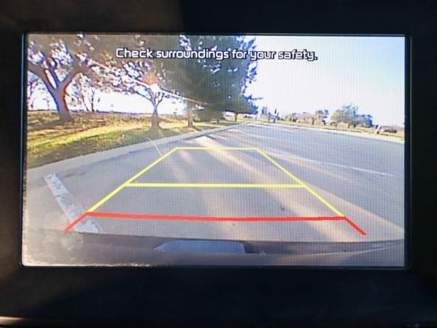 Used 2018 Kia Soul + image 36