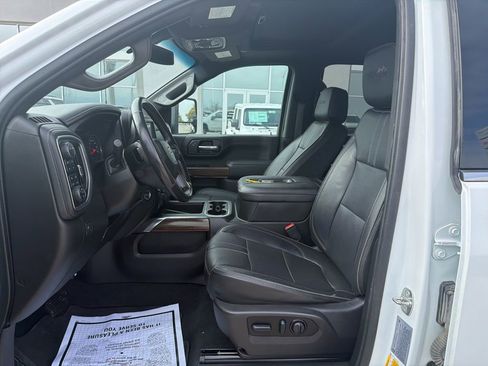 Used 2022 Chevrolet Silverado 3500 High Country image 8