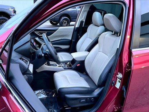 Used 2022 Subaru Forester Limited image 7