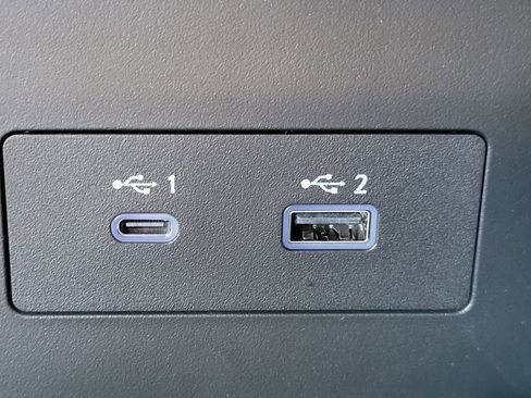 New 2025 Nissan Pathfinder SV w/ SV Premium Package image 17