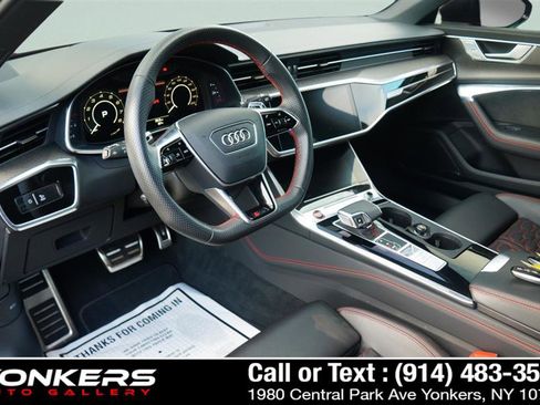 Used 2022 Audi RS 6 image 25