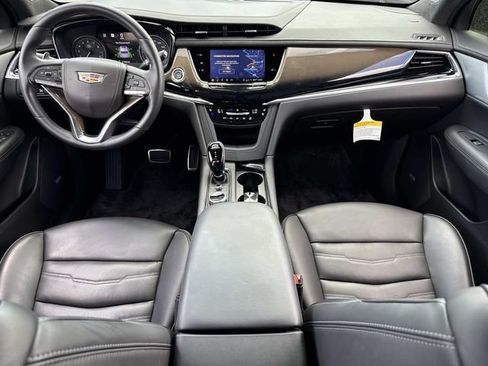 Used 2024 Cadillac XT6 Sport w/ LPO, Onyx Lite Package AWD/4WD image 17