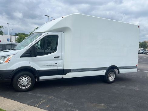 Used 2020 Ford Transit 350 Low Roof DRW RWD image 11