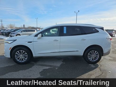 Used 2023 Buick Enclave Essence w/ Trailering Package, 5000 lbs. FWD image 4