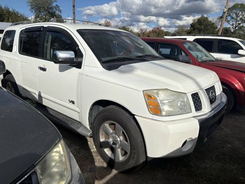 Used 2005 Nissan Armada SE RWD image 3