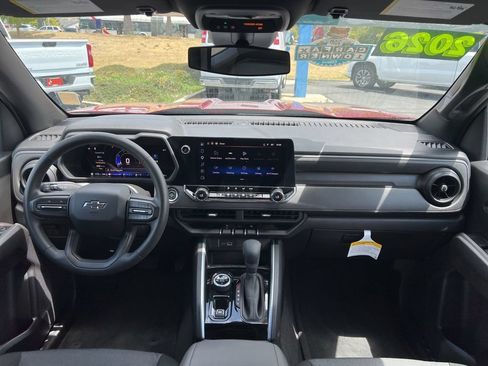 Used 2026 Chevrolet Colorado Trail Boss AWD/4WD image 21