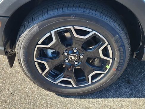 Used 2026 Ford Bronco Sport Outer Banks AWD/4WD image 9