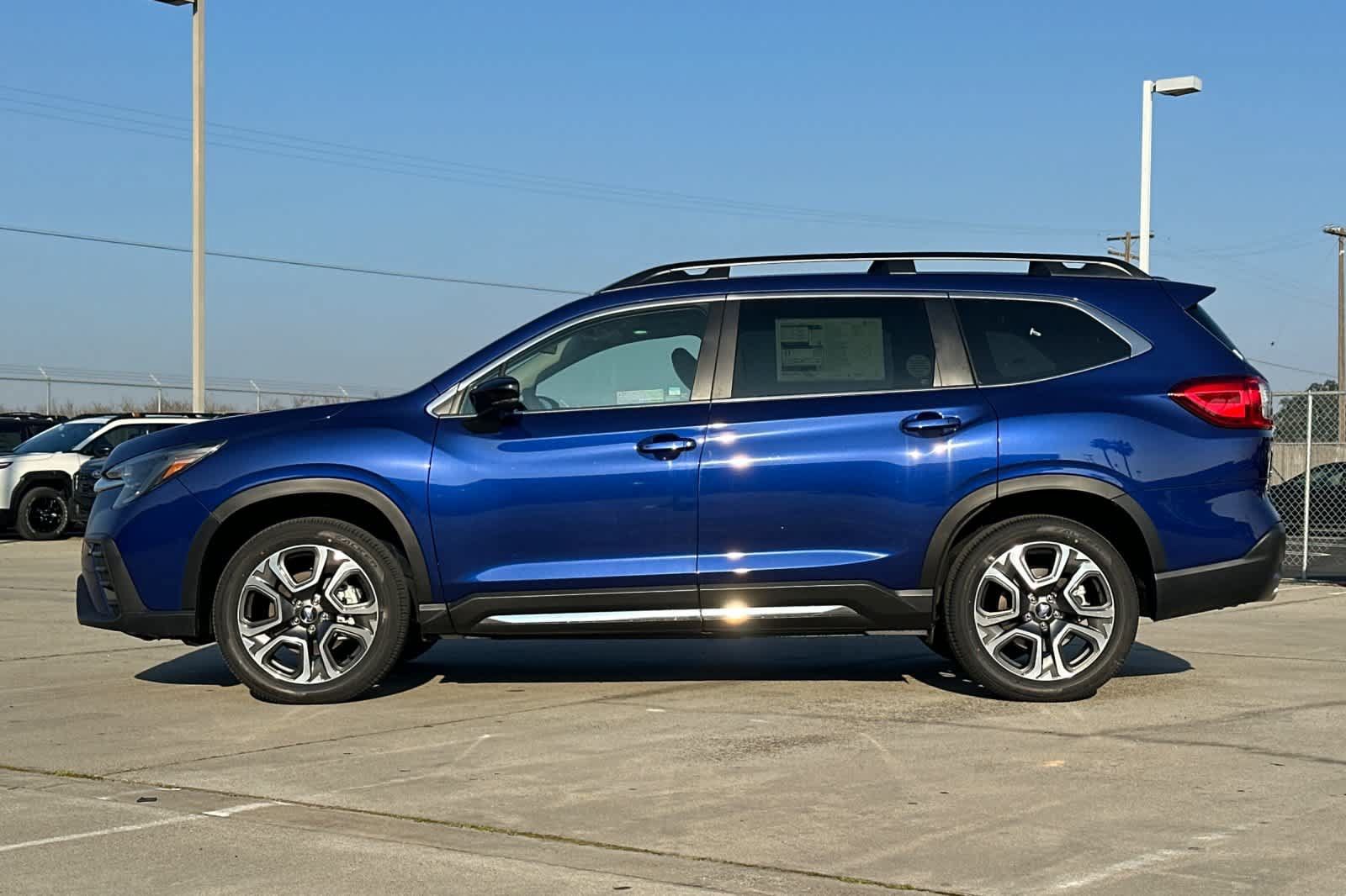 New 2026 Subaru Ascent Limited w/ Popular Package #2 AWD/4WD image 6