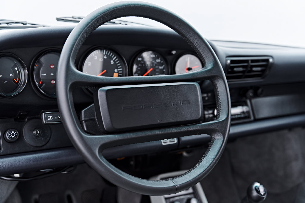 Used 1988 Porsche 911 Carrera RWD image 40
