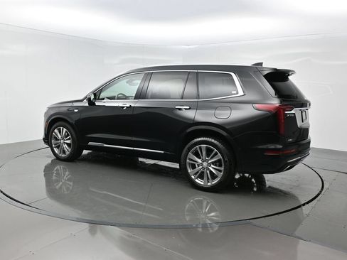 Certified 2023 Cadillac XT6 Premium Luxury w/ Technology Package AWD/4WD image 3