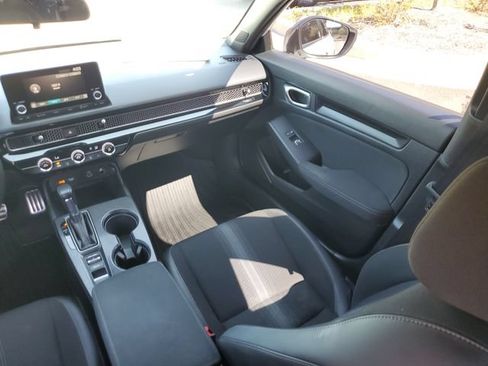 Used 2024 Honda Civic Sport image 9