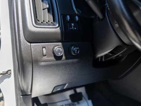 Used 2018 Chevrolet Colorado ZR2 image 26