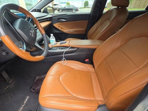 Used 2019 Toyota Avalon Limited w/ Advanced Safety Package image 13