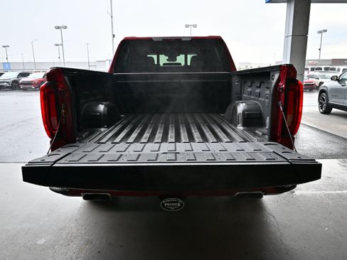 Used 2024 GMC Sierra 1500 Denali w/ Denali Reserve Package AWD/4WD image 11