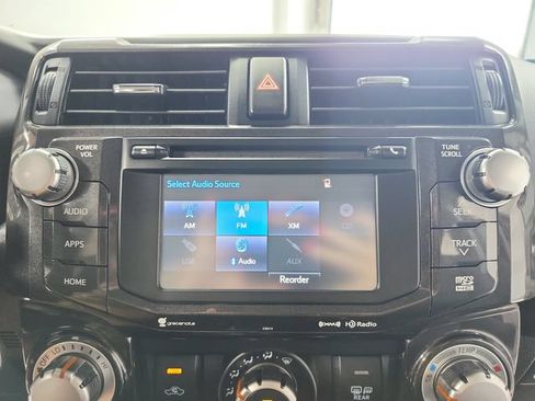 Used 2019 Toyota 4Runner TRD Off-Road Premium AWD/4WD image 27