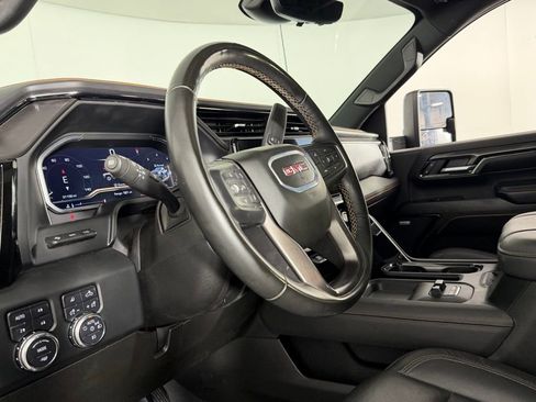 Used 2024 GMC Sierra 3500 AT4 w/ AT4 Premium Plus Package image 20