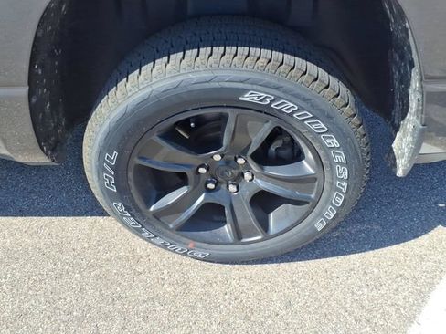 Used 2021 RAM 1500 Big Horn AWD/4WD image 8