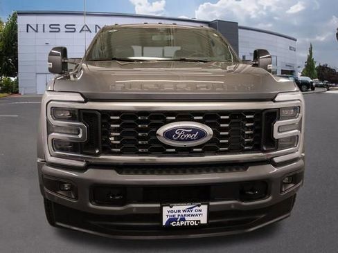 Used 2025 Ford F450 Platinum AWD/4WD image 6
