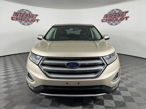 Used 2018 Ford Edge Titanium w/ Technology Package AWD/4WD image 2