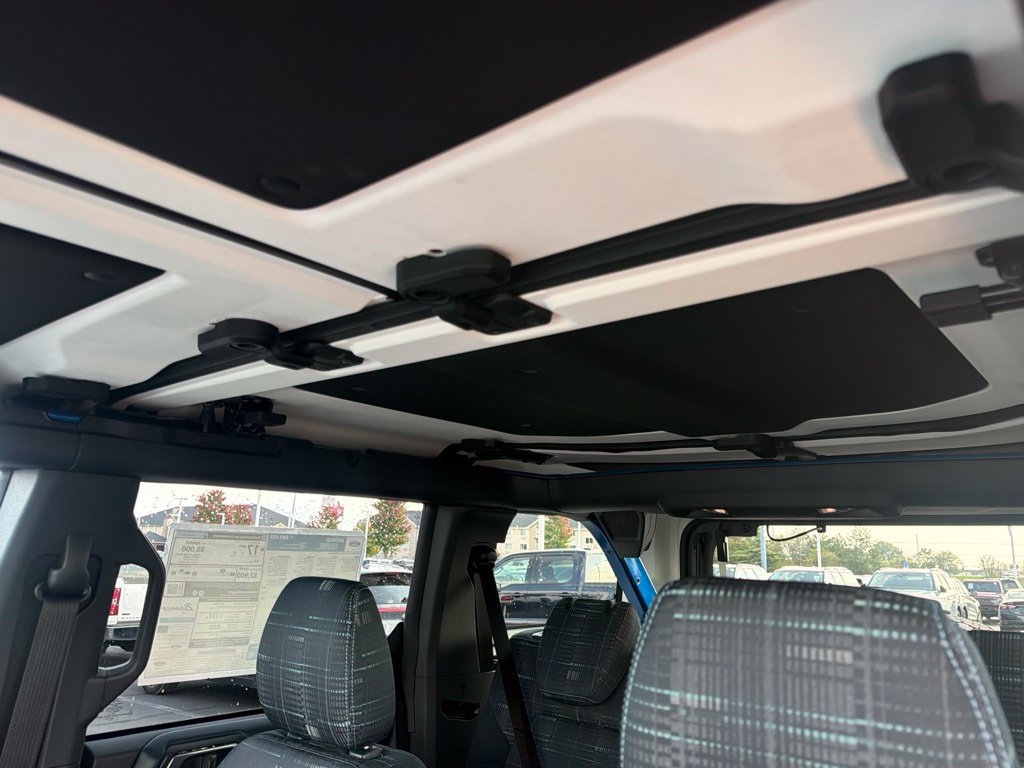 New 2026 Ford Bronco Heritage Edition AWD/4WD image 30