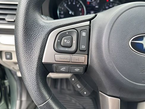 Used 2018 Subaru Forester 2.5i Premium AWD/4WD image 18