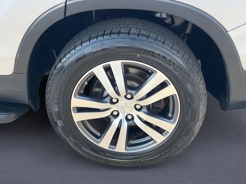 Used 2017 Honda Pilot EX-L image 9