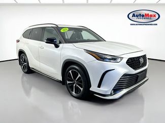 Used 2021 Toyota Highlander XSE AWD/4WD video 1