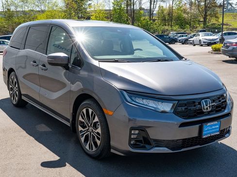 New 2026 Honda Odyssey Elite image 4