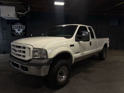 Used 2001 Ford F250 4x4 SuperCab Super Duty image 1