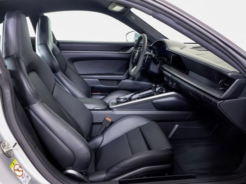 Certified 2025 Porsche 911 Carrera S RWD image 8