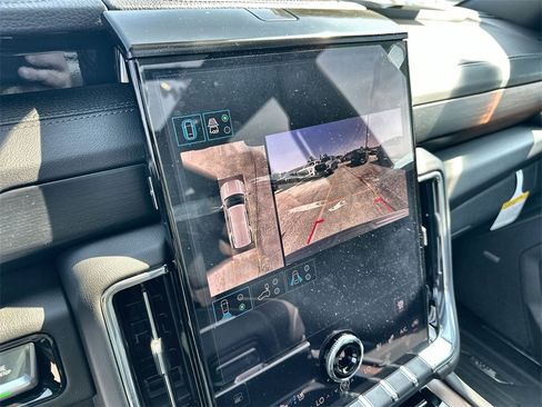 New 2026 GMC Yukon Denali w/ Sun & Power Step Package image 29