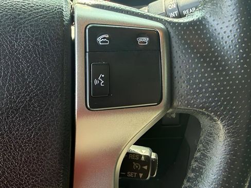 Used 2013 Toyota 4Runner Limited AWD/4WD image 15