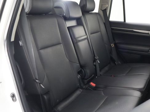 Used 2018 Lexus GX 460 image 32