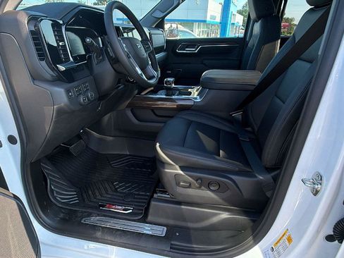 New 2026 Chevrolet Silverado 1500 LT Trail Boss w/ LT Trail Boss Premium Package AWD/4WD image 17