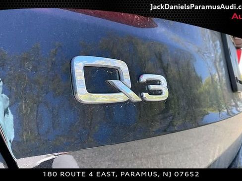 Used 2023 Audi Q3 2.0T Premium w/ Convenience Package AWD/4WD image 23